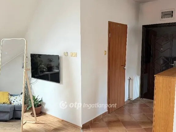 Eladó lakás Pécs 38 nm