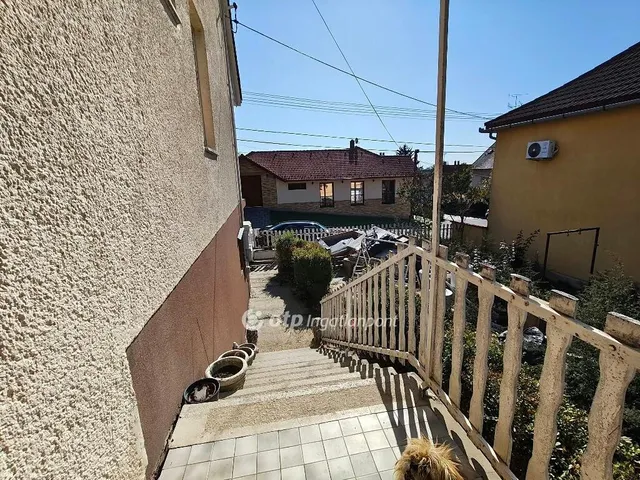 Eladó ház Paks 100 nm