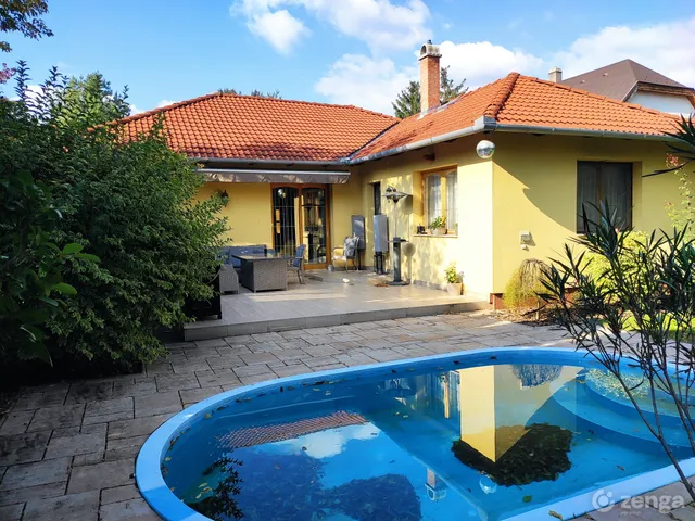 Kiadó ház Göd 140 nm