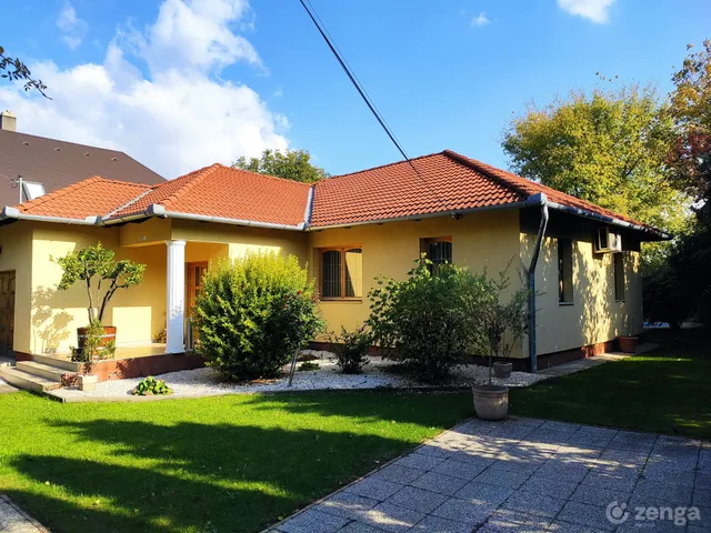 Kiadó ház Göd 140 nm