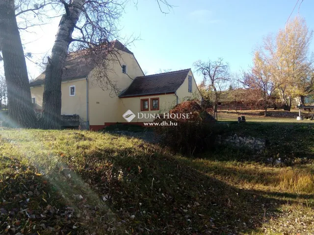 Eladó ház Tatabánya 150 nm