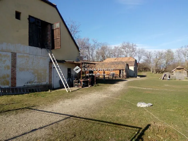 Eladó ház Tatabánya 150 nm