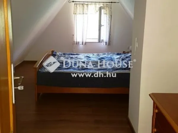 Eladó mezőgazdasági ingatlan Környe 206 nm