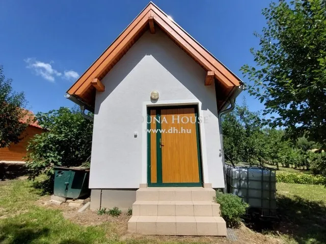 Eladó mezőgazdasági ingatlan Környe 206 nm