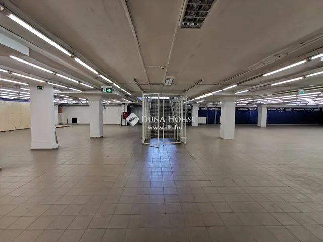Kiadó kereskedelmi és ipari ingatlan Tatabánya 950 nm