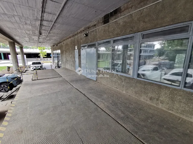 Kiadó kereskedelmi és ipari ingatlan Tatabánya 950 nm