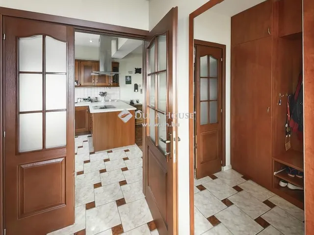 Eladó ház Kecskéd 421 nm