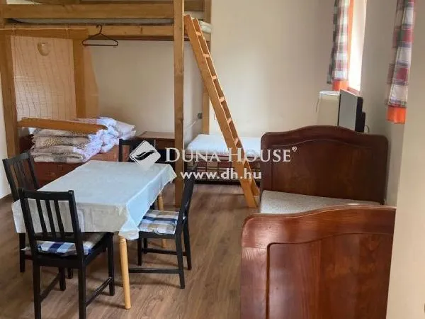 Eladó kereskedelmi és ipari ingatlan Tatabánya 315 nm