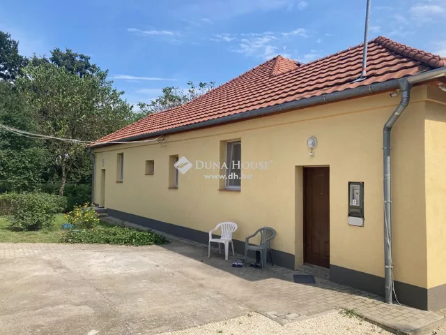 Eladó kereskedelmi és ipari ingatlan Tatabánya 315 nm