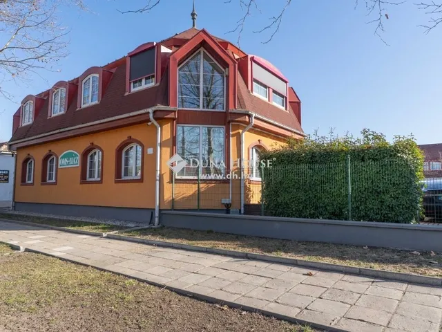 Eladó kereskedelmi és ipari ingatlan Tata 1369 nm