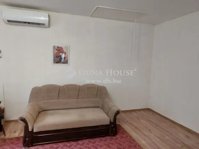 Eladó ház Császár 116 nm