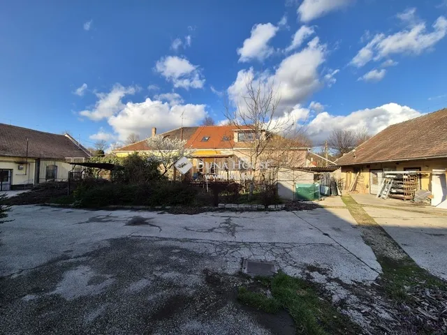 Eladó ház Tata 1075 nm