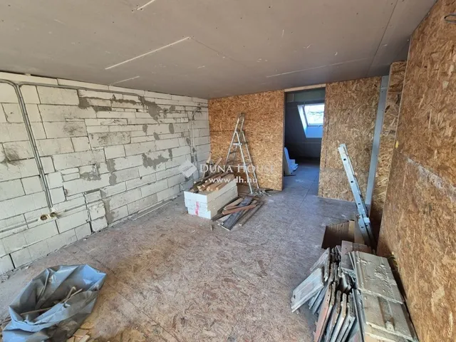 Eladó ház Tata 1075 nm