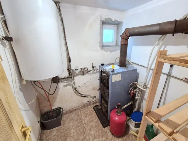 Eladó ház Mogyorósbánya 88 nm