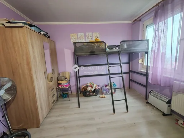 Eladó lakás Tatabánya, Gál István-lakótelep 68 nm