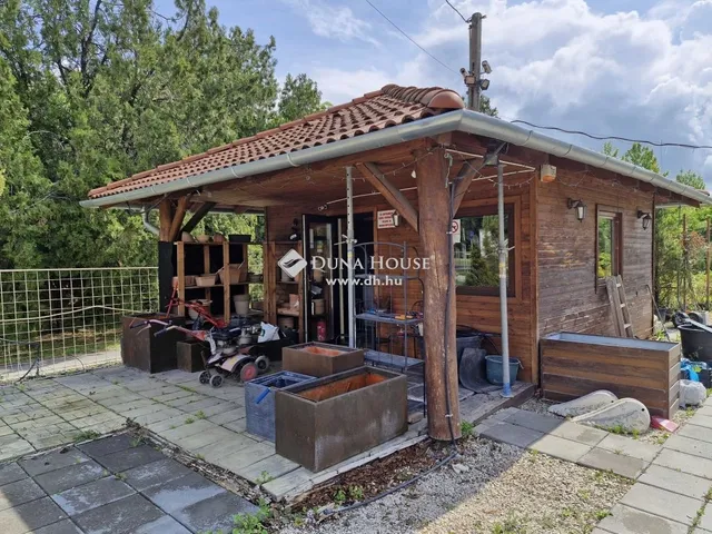 Eladó telek Komárom 1199 nm