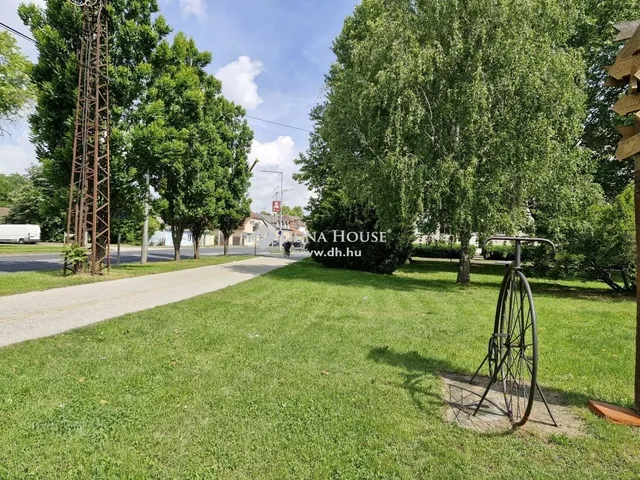 Eladó telek Komárom 1199 nm