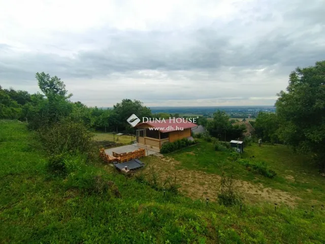 Eladó üdülő és hétvégi ház Baj 20 nm