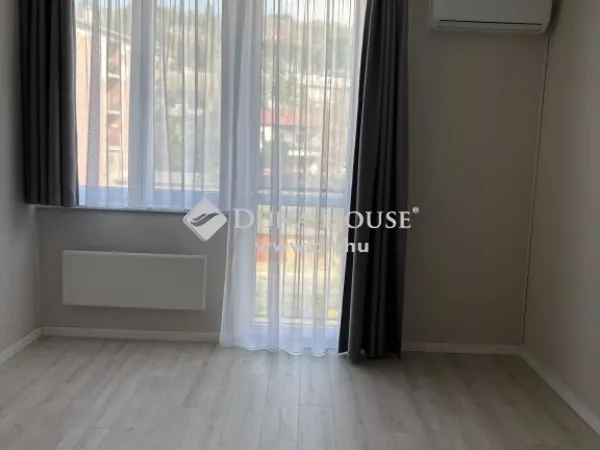 Kiadó lakás Esztergom 43 nm