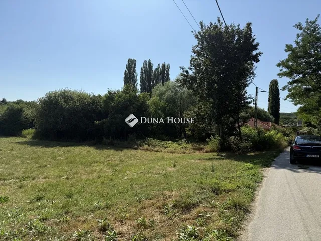 Eladó telek Nagysáp 352 nm