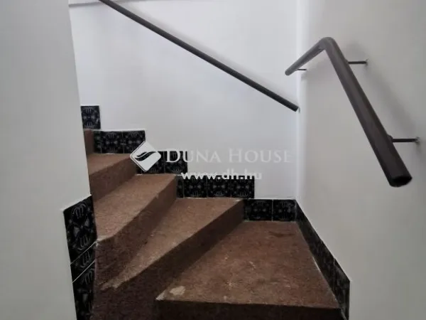 Eladó ház Dunaalmás 120 nm