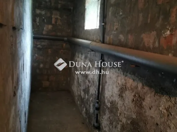 Eladó ház Dunaalmás 120 nm