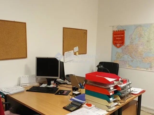 Eladó kereskedelmi és ipari ingatlan Csolnok 700 nm