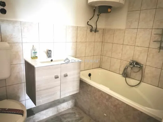 Kiadó lakás Tát 51 nm