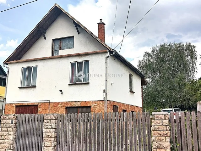 Eladó ház Esztergom 220 nm
