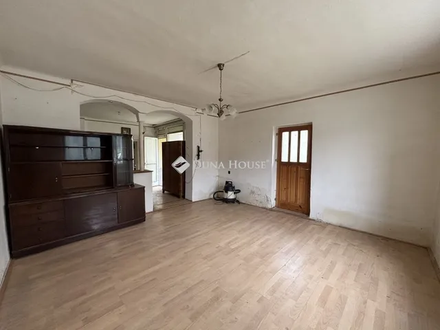 Eladó ház Leányvár 110 nm