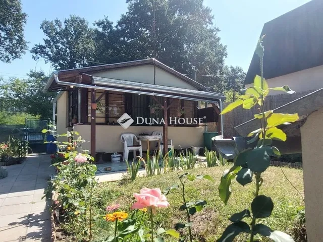 Eladó üdülő és hétvégi ház Tatabánya 30 nm