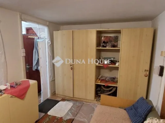 Eladó üdülő és hétvégi ház Tatabánya 30 nm