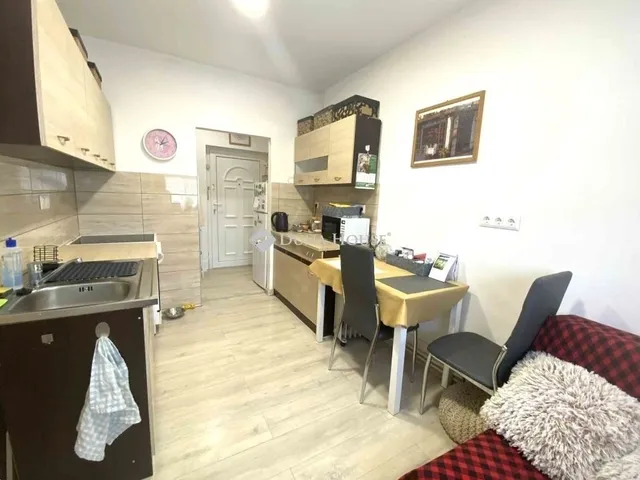 Eladó lakás Nyergesújfalu 43 nm