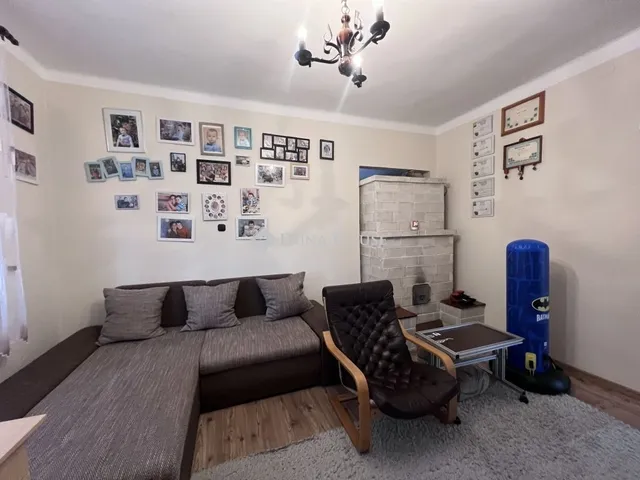 Eladó ház Nyergesújfalu 200 nm