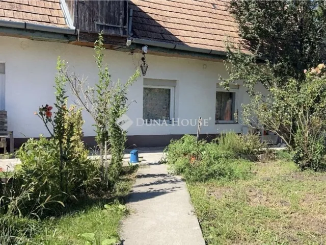 Eladó ház Piliscsév 80 nm
