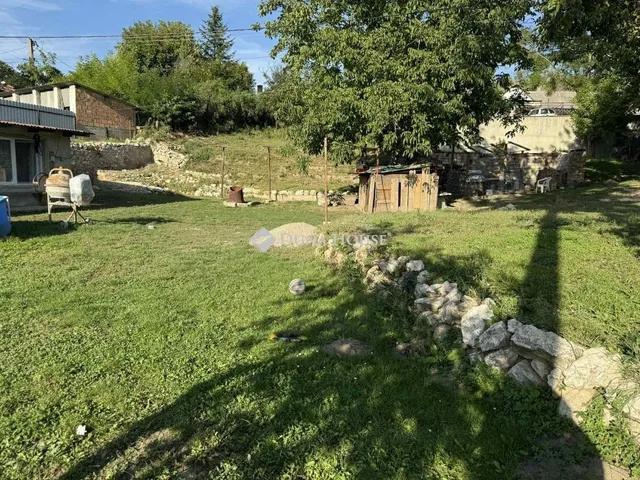 Eladó ház Sárisáp 64 nm