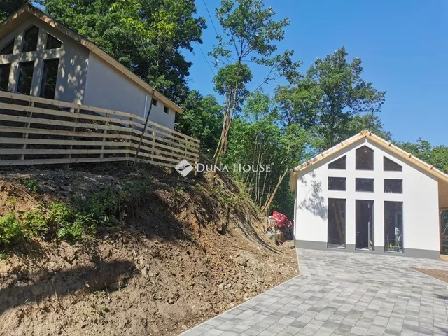 Eladó ház Esztergom 69 nm