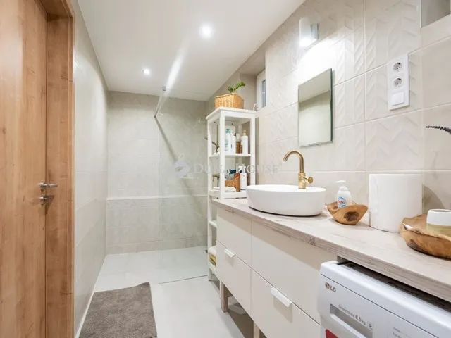 Eladó ház Kecskéd 539 nm