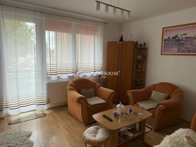 Eladó lakás Dorog 54 nm