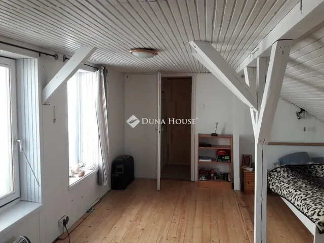 Eladó lakás Esztergom 119 nm