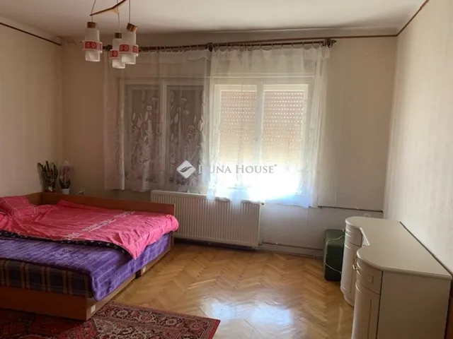 Eladó ház Dunaszentmiklós 107 nm