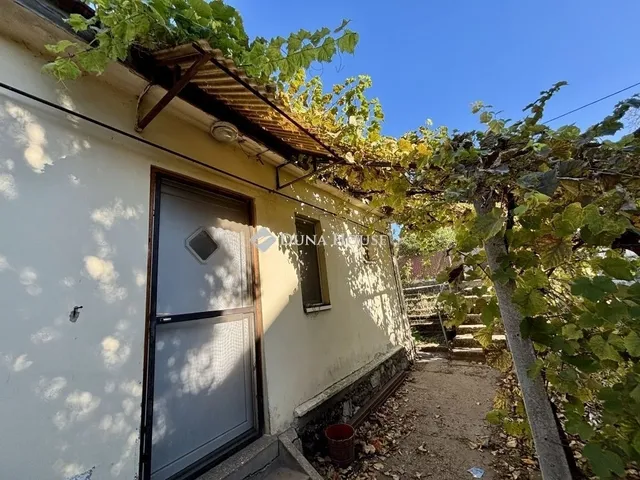 Eladó ház Dorog 56 nm