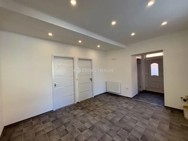 Eladó ház Esztergom 44 nm