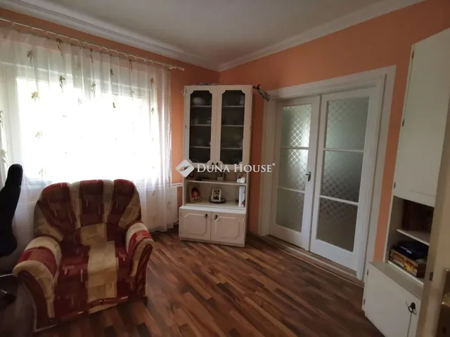 Eladó ház Esztergom 69 nm