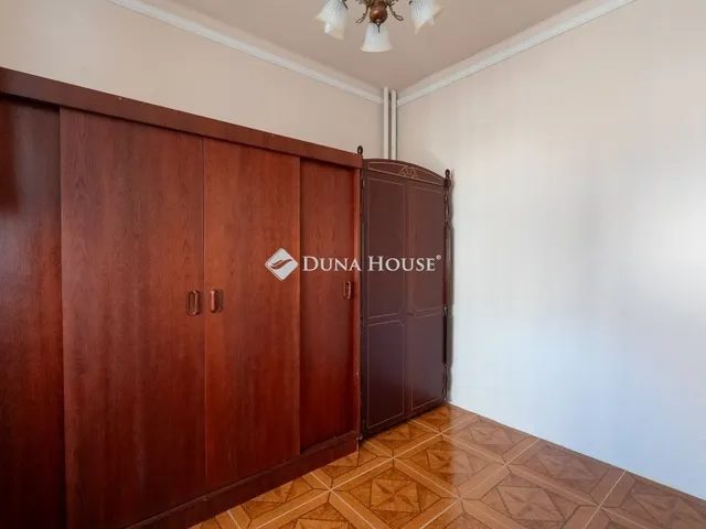 Eladó ház Vértessomló 424 nm