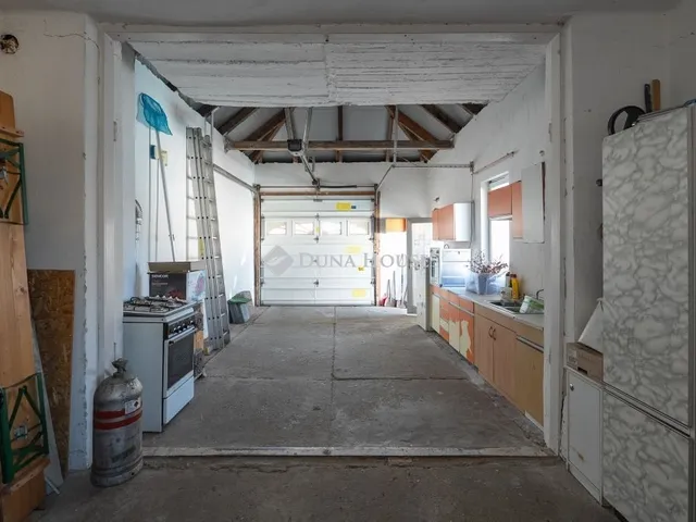 Eladó ház Vértessomló 424 nm