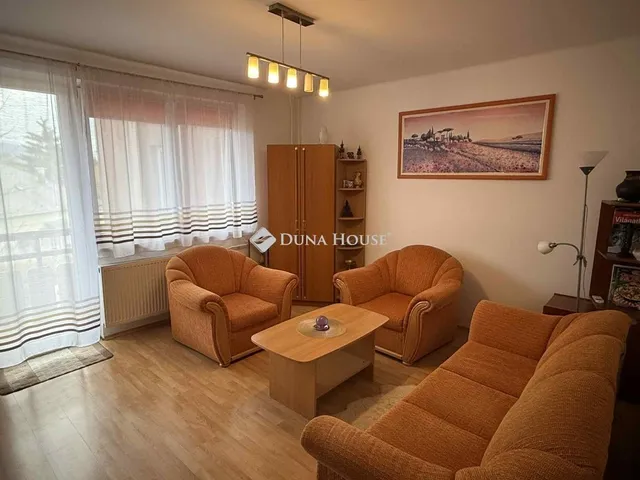 Eladó lakás Dorog 54 nm