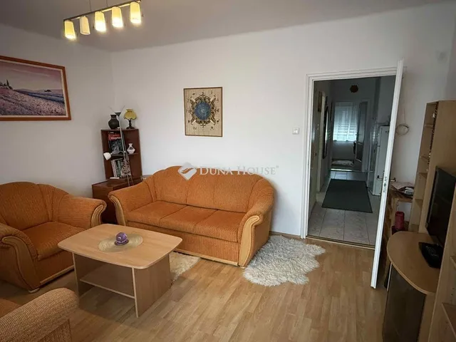 Eladó lakás Dorog 54 nm