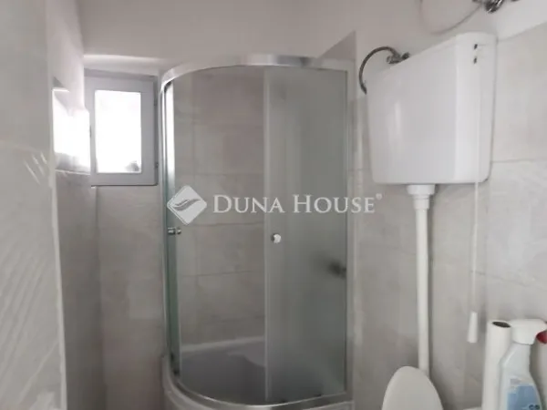 Eladó lakás Esztergom 34 nm