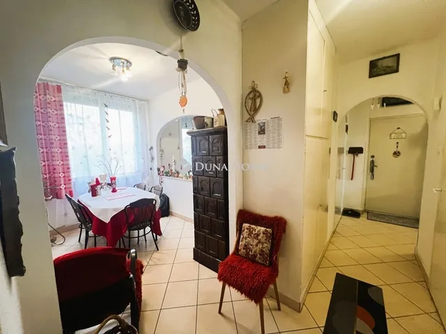 Eladó lakás Dorog 83 nm